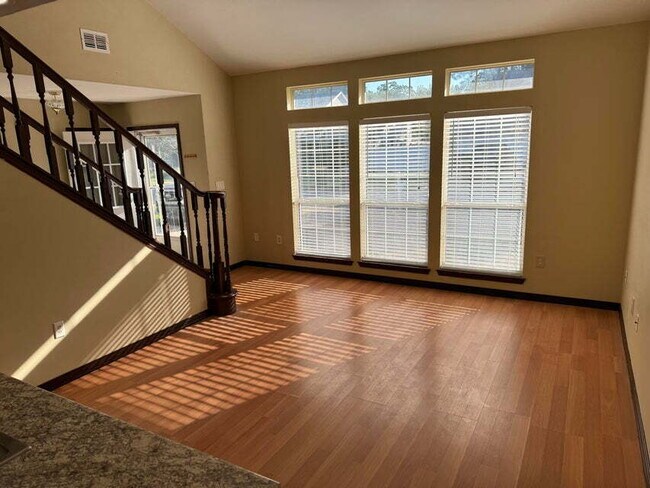 "Charming 3-Bedroom Home in Fort Walton Beach!"
