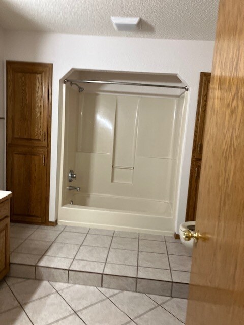 Photo - 300 N 31st St