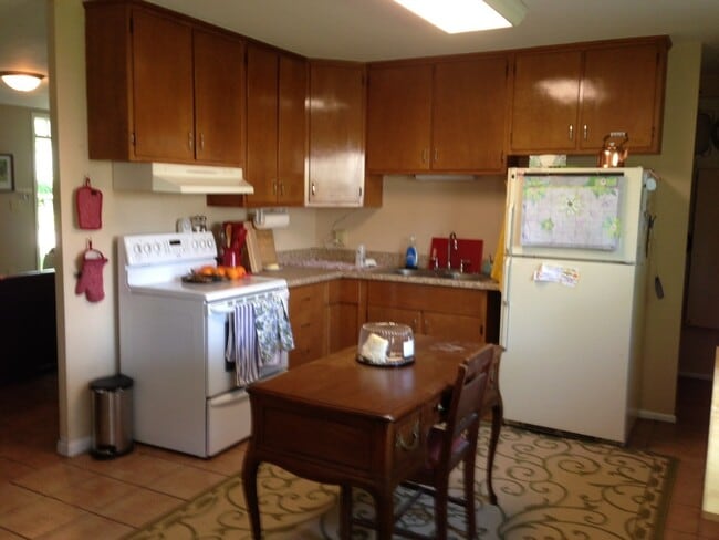 Photo - 3 Bedroom w/Fenced Yard