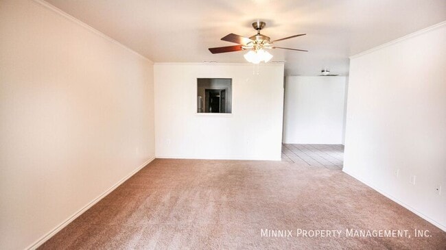 Photo - 906 N Belmont Ave Unit A