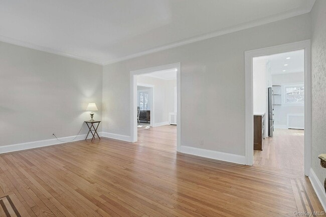 Photo - 10 Robins Rd