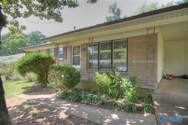 Photo - 603 Austin Dr NW