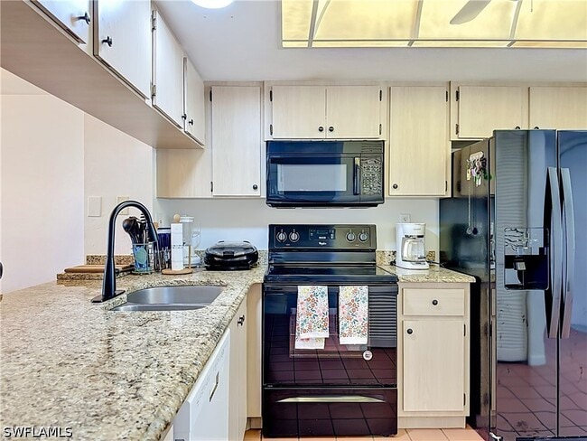 Photo - 15171 Cedarwood Ln Unit 3604