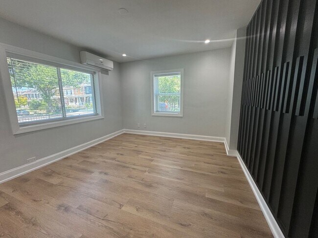 Photo - 4819 4th St NW Unidad 1