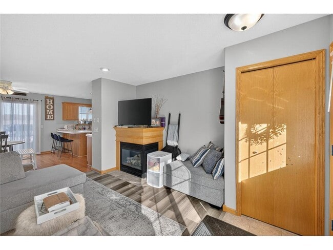 Photo - 742 Baylee Pl SW