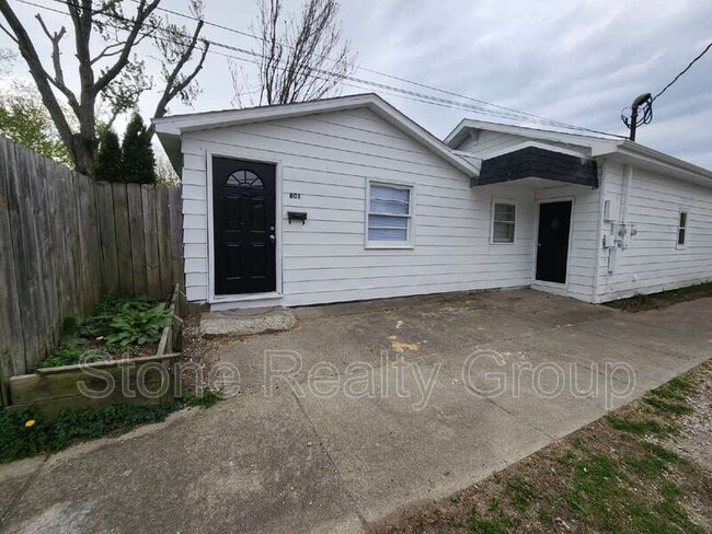 Building Photo - 801 Grant St