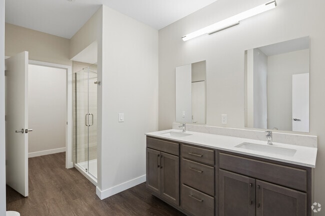 3BR, 3BA - 1,480SF - Second Bathroom