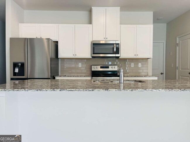 Photo - 160 Founders Dr