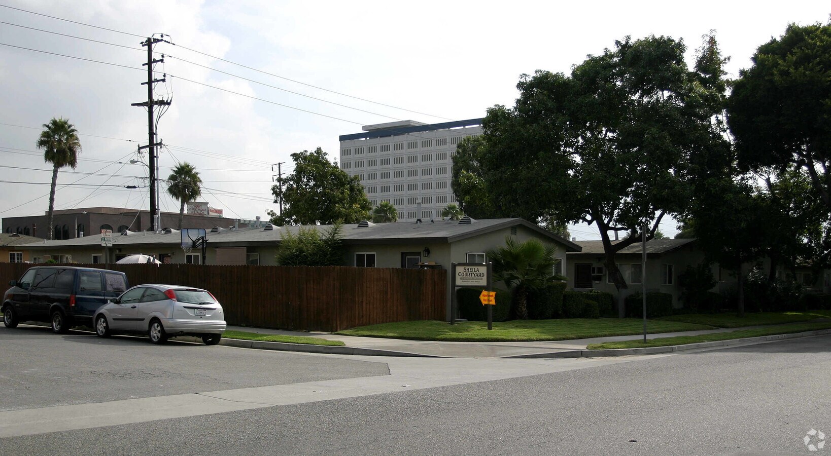 Sheila Courtyard - Sheila Courtyard Apartments