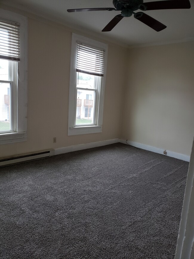 Photo - 930 N 6th St Unit 2