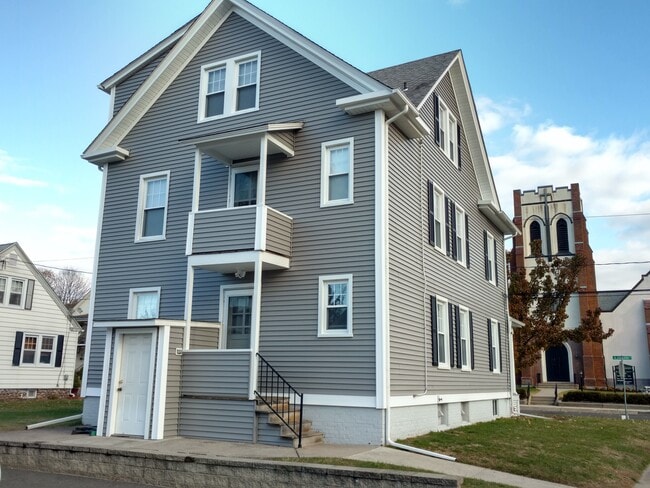 Photo - 134 N Orchard St Unit 1st.  flr