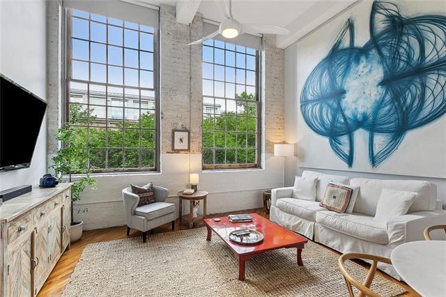 Photo - 920 Poeyfarre St