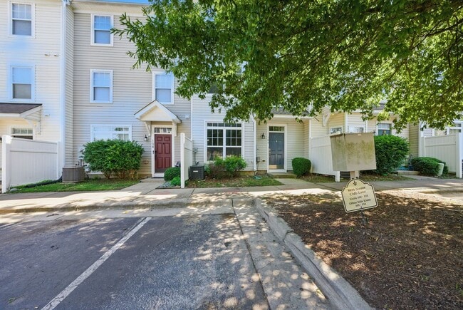 Photo - 8621 Neuse Club Ln