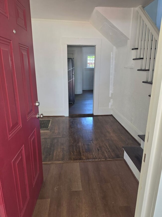 Photo - 3 br 1 bath house