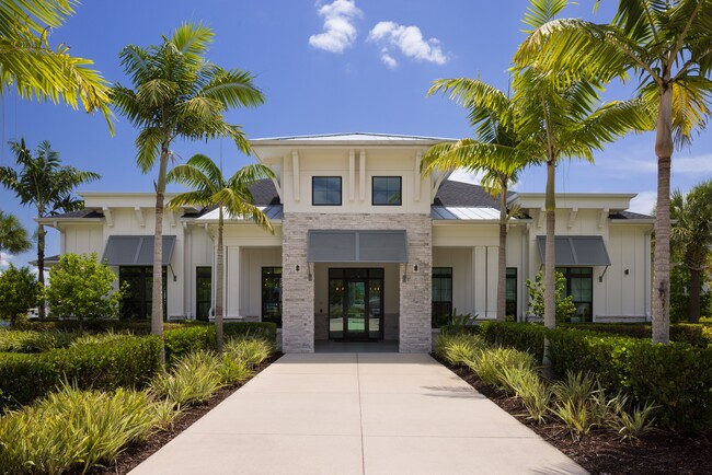 Building Photo - Oasis at Surfside