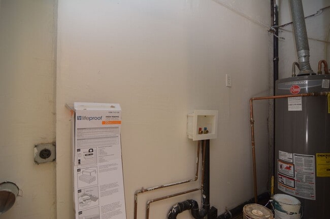 Photo - Charming 3 Bedroom 1 Bath Home! Great Cent...