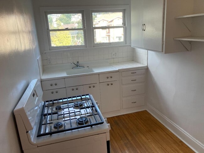 Photo - 2839 St George St Unidad 2839