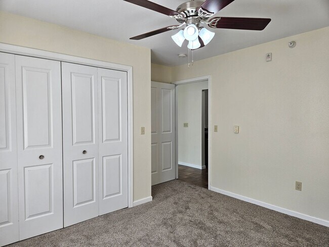 The Residences at 843 Oak