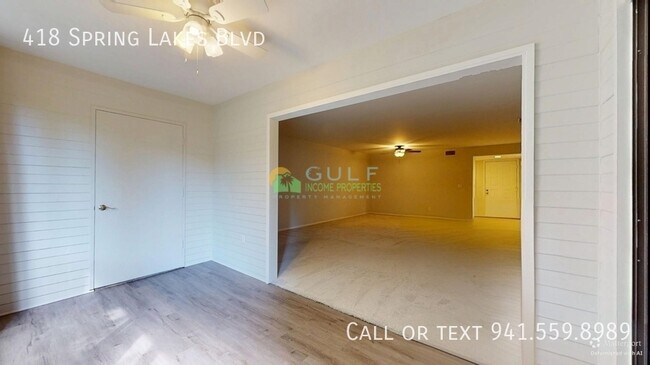 Photo - 418 Spring Lakes Blvd