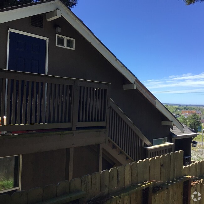 Building Photo - 2400 L K Wood Blvd Unit 2400A Rental