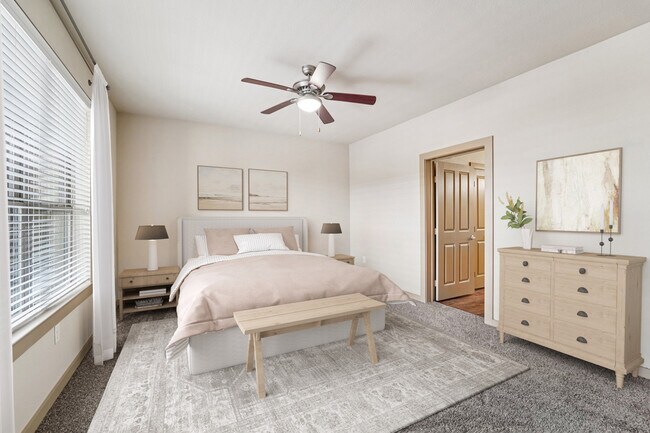 Photo - Serving Space & Style Unit DW5