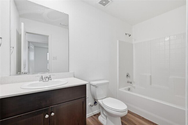 Photo - 324 Buckeye Ave