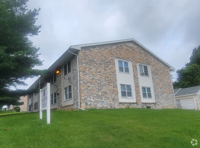 Building Photo - Magnolia Manor Apartments and Townhomes