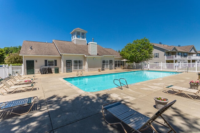 WoodsEdge Apartments