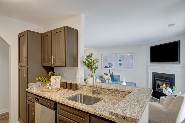 Building Photo - Windsor Kingstowne Rental