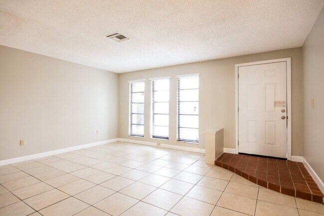 Photo - 1314 SE 16th St