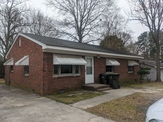 Photo - 1115 Woodrow St S House