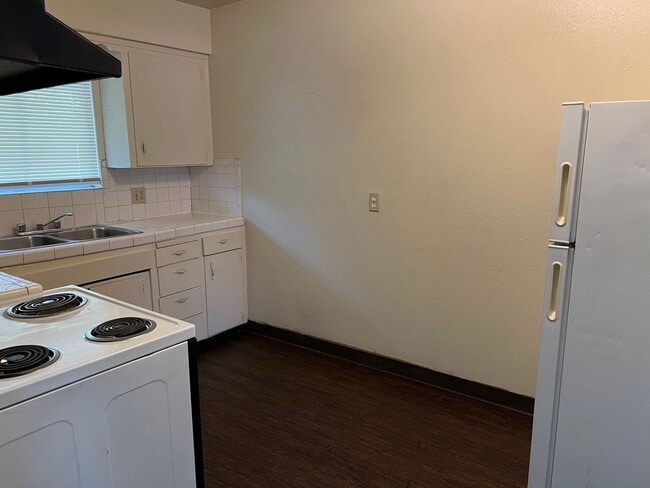 Photo - 489 S Backer Ave Unit 1