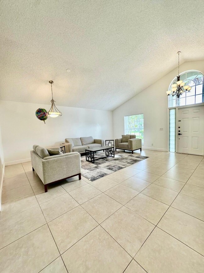 Photo - 22449 Middletown Dr