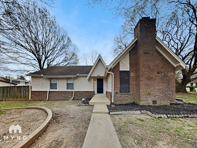 Building Photo - 464 Windridge Point