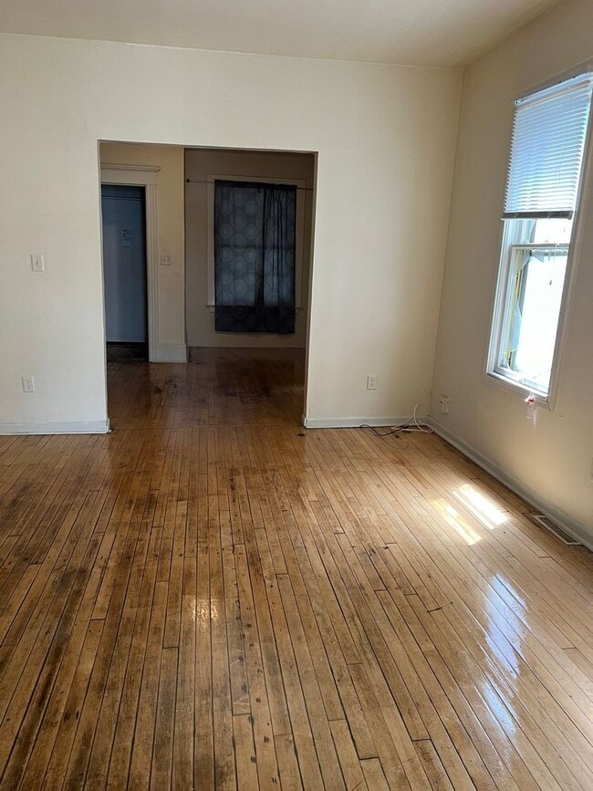 Photo - 3215 N 34th St Unidad 3215-Lower