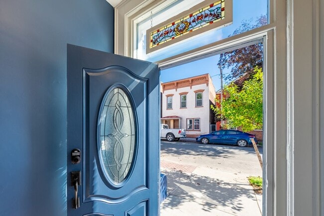Photo - 323 2nd St Unidad 1