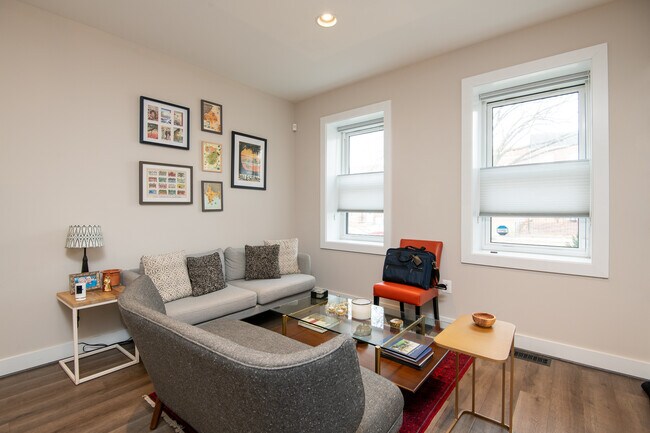 Photo - 1417 Staples St NE Unit 101