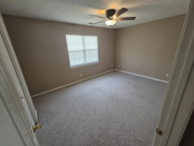 401 E Roosevelt Ave Unit B