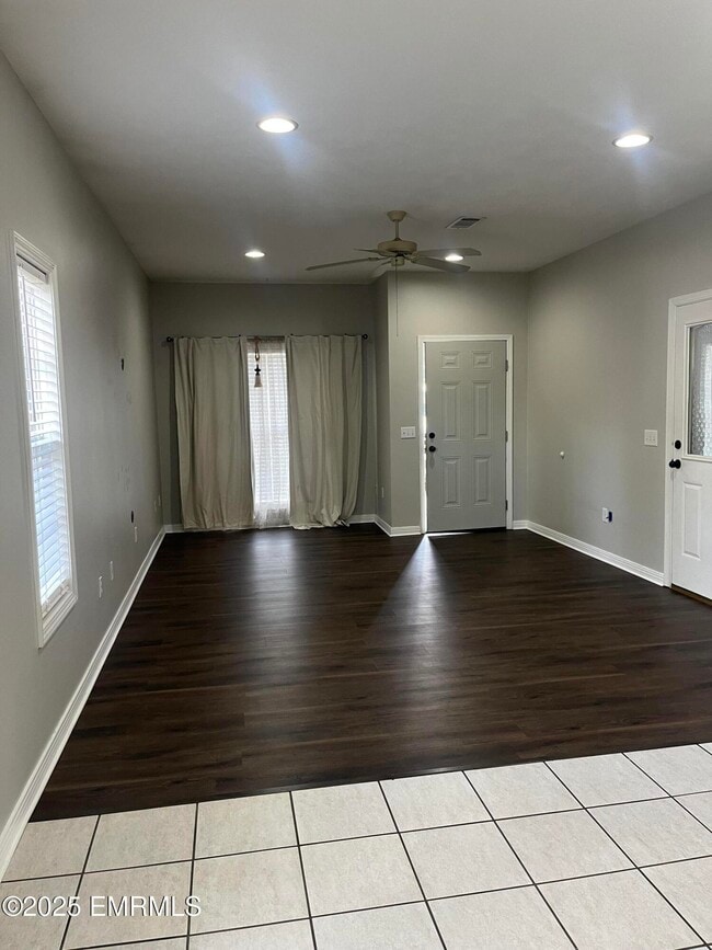 Photo - 391 Makenzie Ln