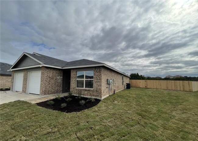 Photo - 1317 Concord Dr Unit B