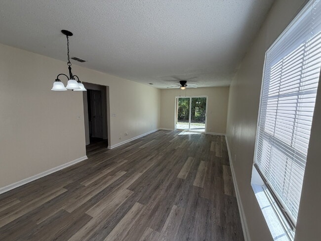 Photo - Condo for Rent Unit 123