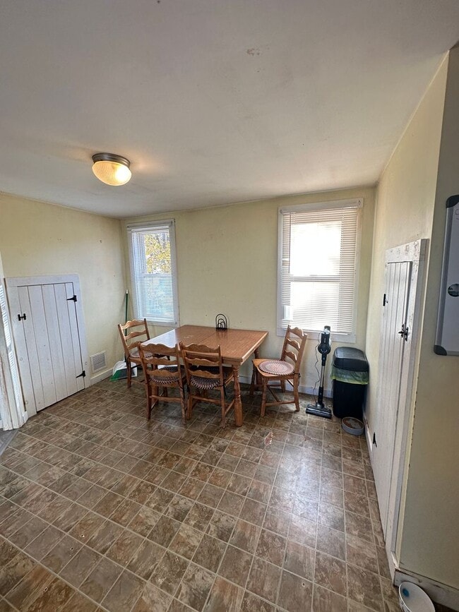 Photo - 27 Pierce St Unit 2