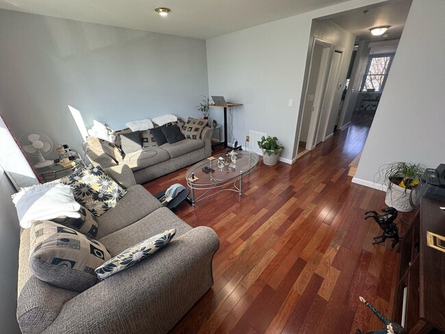 Photo - 114 Neptune Ct Condo Unit 8114H
