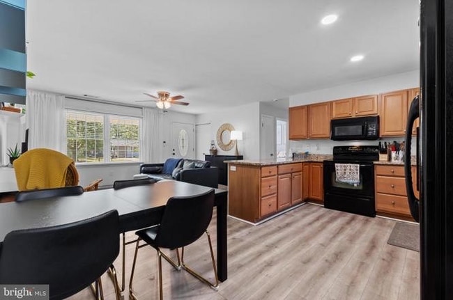 Photo - 4402 Wyres St