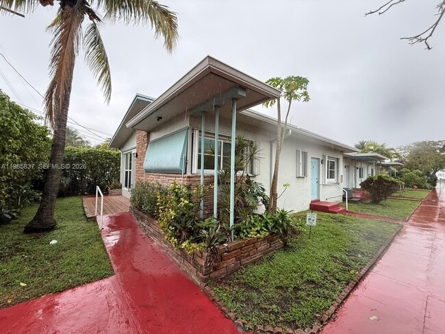 Building Photo - 1247 Marseille Dr Unit 16