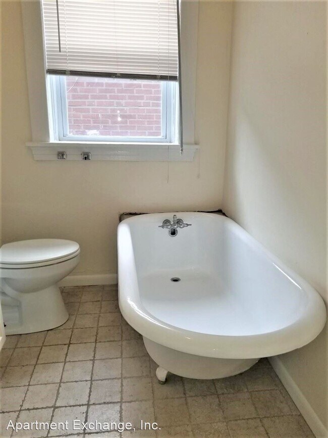 Photo - 1300 McCausland Ave