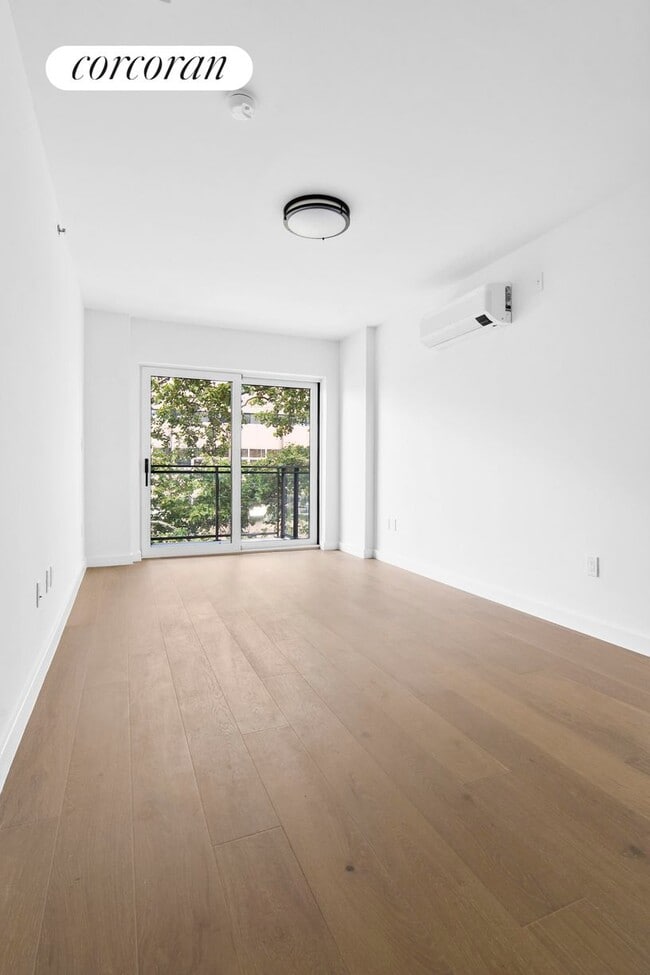 Photo - 428 E 9th St Rental
