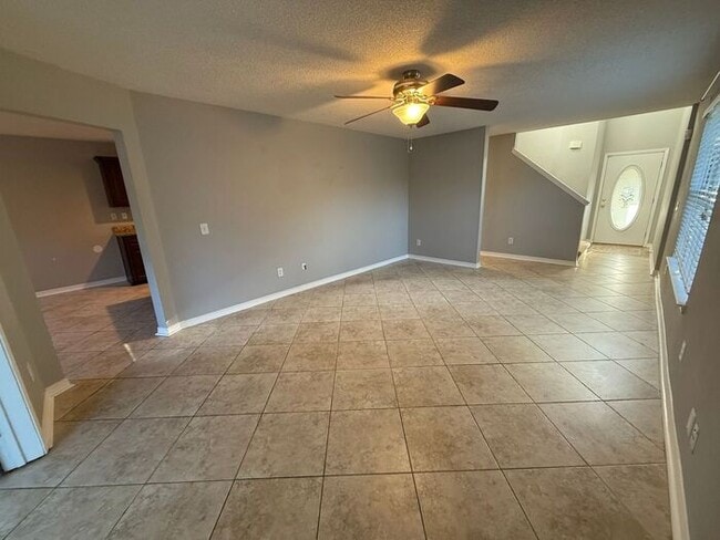 Photo - Gulf Breeze - Grand Ridge - 4 bedroom, 2.5...