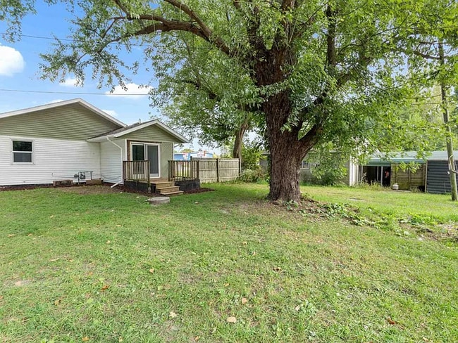 Photo - 3 Bedroom plus bonus room house