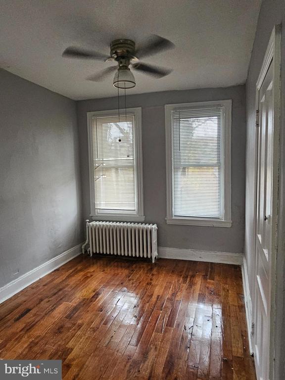 Photo - 1528 W Oakdale St